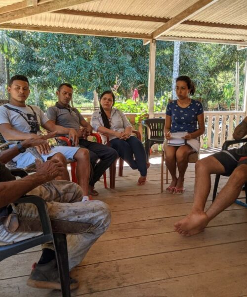 No Acre: Jovens da Resex Chico Mendes falam sobre preservação da floresta em redes sociais