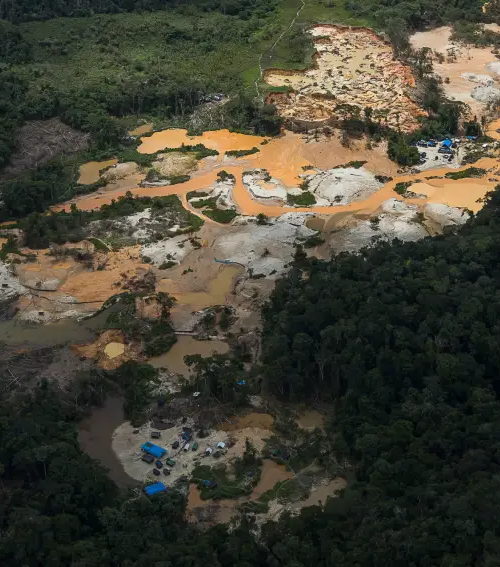 PGR pede suspensão urgente de cooperativa de garimpeiros em terra indígena na Amazônia