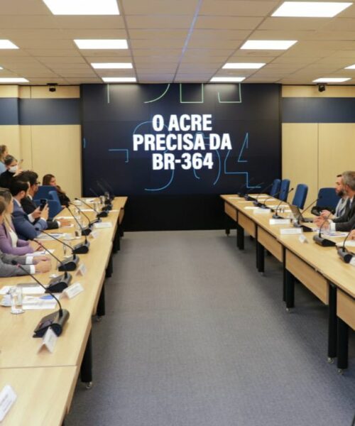 Aleac participa de reunião com ministro dos Transportes que anuncia R$ 600 milhões para recuperar a BR 364