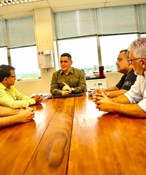 Presidente da Aleac se reúne com diretor do Iapen e busca melhorias para o setor prisional do Acre
