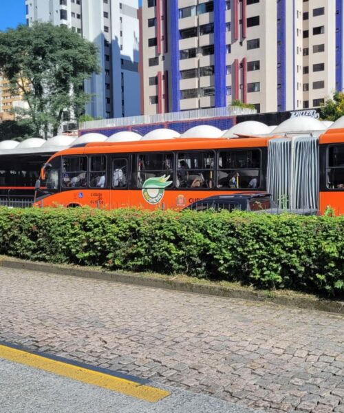 Em Curitiba, representantes da Prefeitura de Rio Branco fazem visitas técnicas em evento sobre transporte público