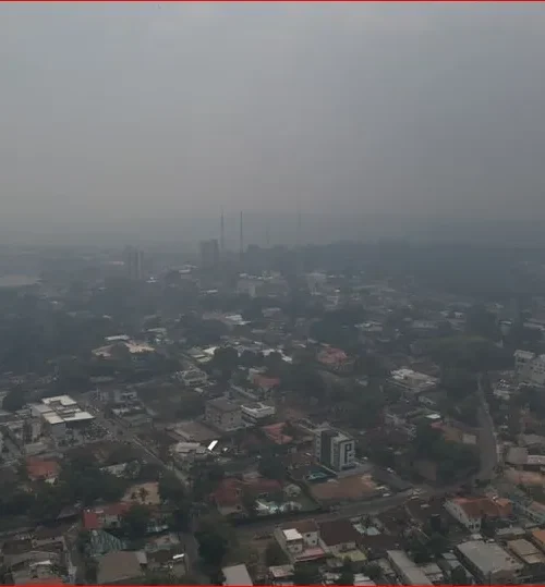 Fumaça é ameaça constante sobre Manaus e prejudica saúde da população