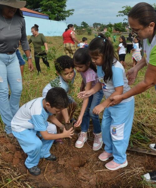 Prefeitura de Rio Branco promove educação ambiental para crianças desde a pré-escola