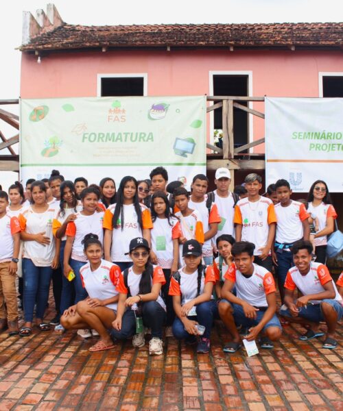 Projeto de educação na Amazônia atende mais de 600 crianças e adolescentes