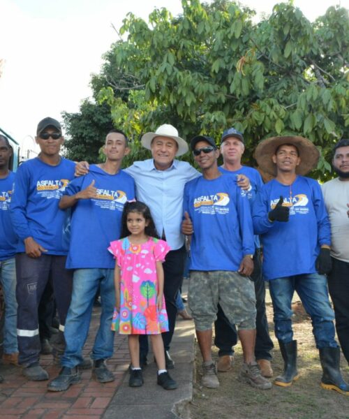 Programa Asfalta Rio Branco chega a mais uma regional da cidade