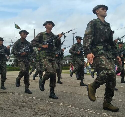 Prefeito de Rio Branco participa de solenidade em comemoração aos 376 anos do Exército Brasileiro