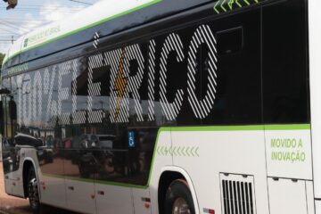 Primeiro ônibus elétrico chega a Rio Branco para transporte coletivo