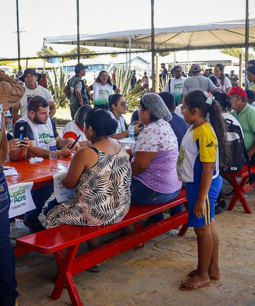 Prefeitura de Rio Branco e Governo do Estado realizam ação social na Transacreana