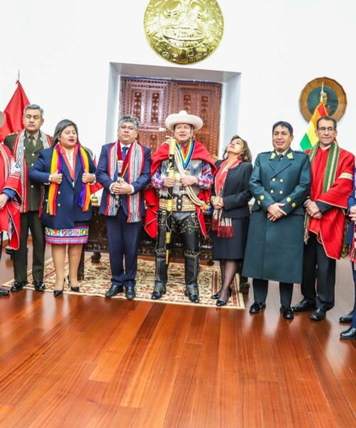 A convite de autoridades peruanas, Gonzaga visita Cusco, conhece práticas de produção e debate comércio bilateral