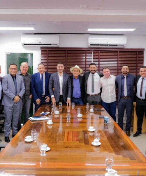 Deputados recebem prefeito de Rio Branco em visita institucional de agradecimento à Assembleia Legislativa
