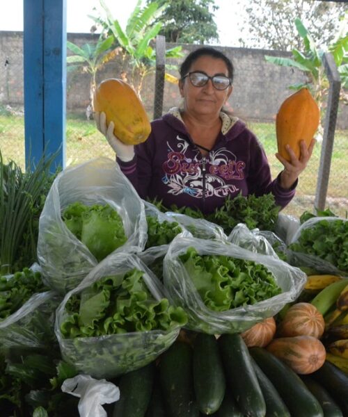 Produtores rurais ganham novo espaço para comercialização de produtos em Rio Branco