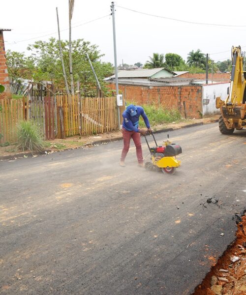 Reclamação de morador sobre asfalto mobiliza Prefeitura de Rio Branco e gera reparos imediatos