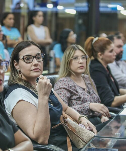 Aleac debate condições de assistência às pessoas com deficiência oferecidas por plano de saúde em Rio Branco