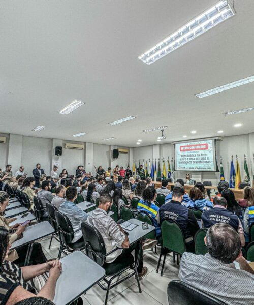 Autoridades debatem sobre crise hídrica durante audiência pública promovida por Socorro Neri