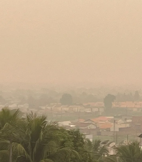 Prefeitura de Rio Branco decreta emergência em saúde pública e ambiental devido à fumaça de queimadas