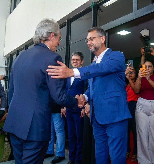 No Amapá, embaixador da França no Brasil é recebido no Palácio do Setentrião para aprofundar a cooperação entre os dois países