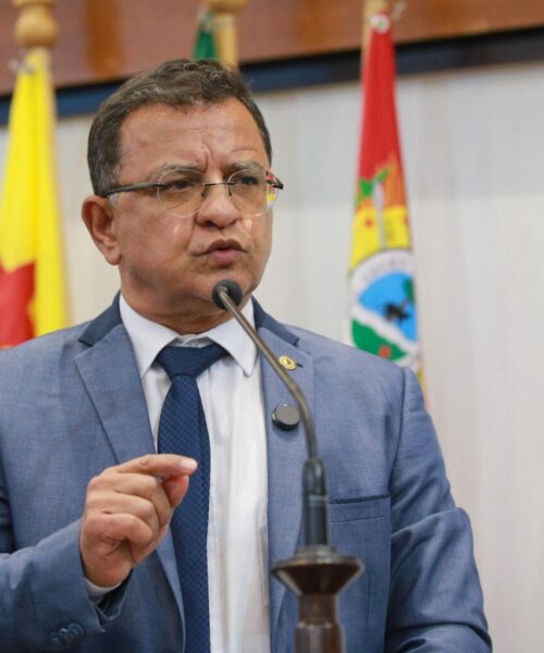Luiz Gonzaga cobra reconstrução da BR-364 e defende união da bancada acreana