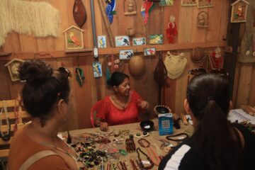 Maloca Intercultural Indígena no Bosque da Ciência do Inpa, em Manaus, fortalece cultura tradicional