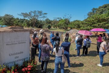 Professores da Prefeitura de Rio Branco têm Dia de Campo  para conhecerem destinação do lixo doméstico