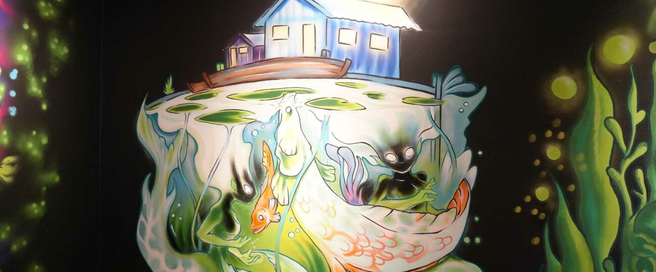 Exposição “Um Mergulho entre Mundos” celebra arte contemporânea amazônica em Manaus