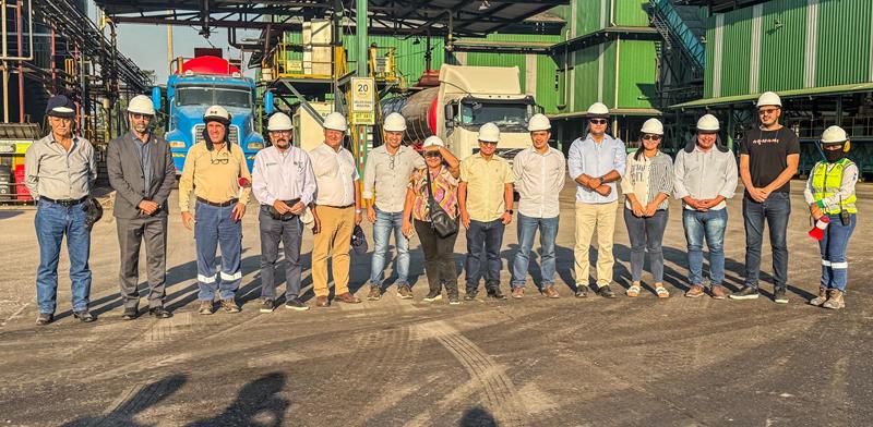 Deputado Luiz Gonzaga visita fábrica no Peru e reforça integração comercial entre Acre e Pucallpa