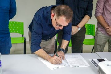Prefeitura de Rio Branco recebe equipamentos para fortalecer combate ao desmatamento e queimadas