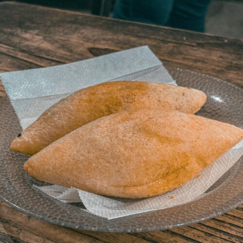 Quibe de macaxeira: símbolo da miscigenação cultural e gastronômica do Acre