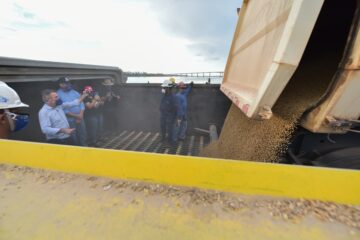 Governador participa do início das operações do novo corredor hidroviário da Amaggi em Roraima
