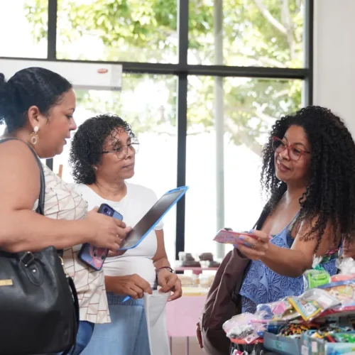Feira de Empreendedores do CIIR celebra Consciência Negra com destaque para cultura afro e inclusão