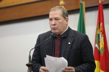 Deputado propõe criação do Programa Passe Livre para jovens atletas de futebol no Acre