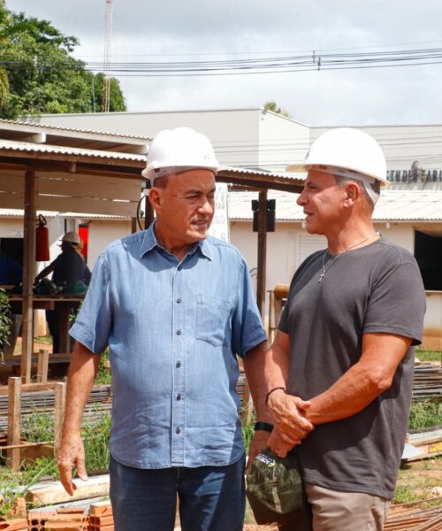 Prefeito e senador vistoriam avanço das obras do novo mercado e do elevado em Rio Branco