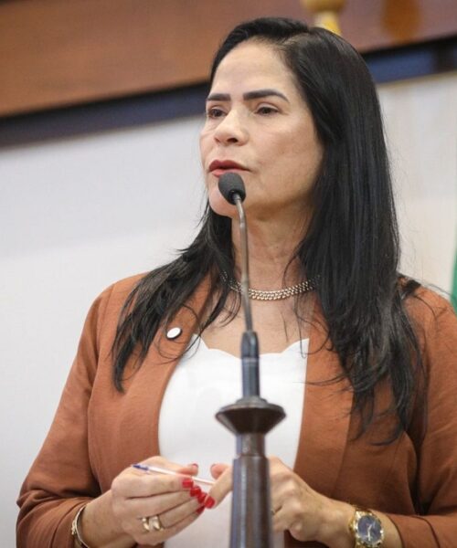 Deputada Maria Antônia apresenta balanço de agenda em Marechal Thaumaturgo e anuncia apoio a comunidades indígenas