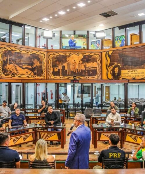 Audiência na Aleac discute mobilidade urbana e segurança de ciclistas no Acre