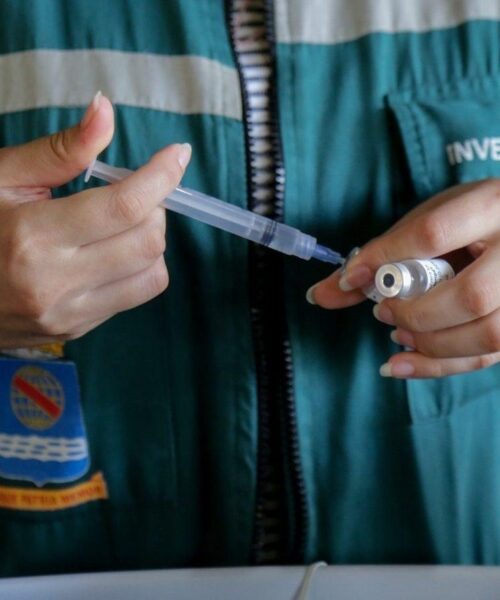 Prefeitura reforça importância da caderneta vacinal atualizada em Rio Branco