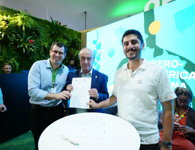 Organismos internacionais firmam acordo para ampliar participação de jovens ibero-americanos no debate climático