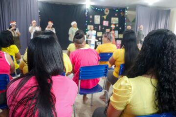Evento natalino leva reflexão e acolhimento a mulheres privadas de liberdade no Acre