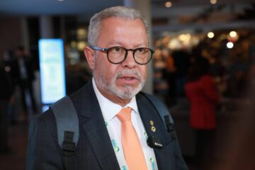 Deputado Afonso Fernandes é eleito presidente do Parlamento Amazônico durante a Coferência da UNALE