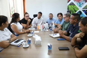 Amazonas articula ações integradas para conter avanço da mosca-da-carambola