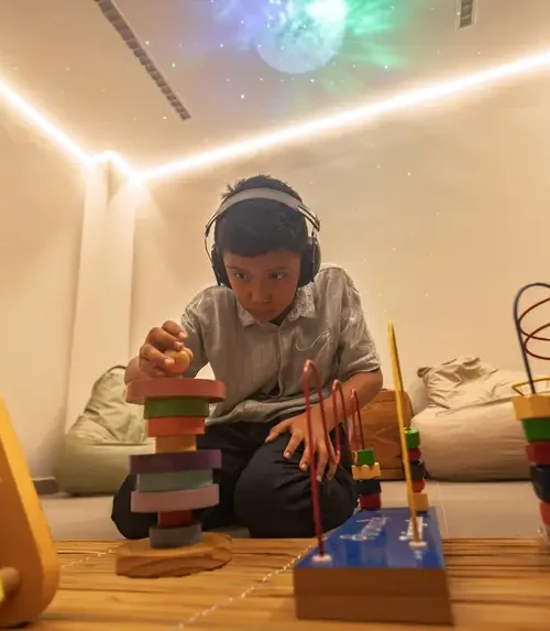 Museu das Amazônias inaugura sala de regulação sensorial voltada a pessoas neurodivergentes