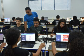 Tocantins amplia investimentos em tecnologia e alcança 89,1% de conectividade nas escolas estaduais