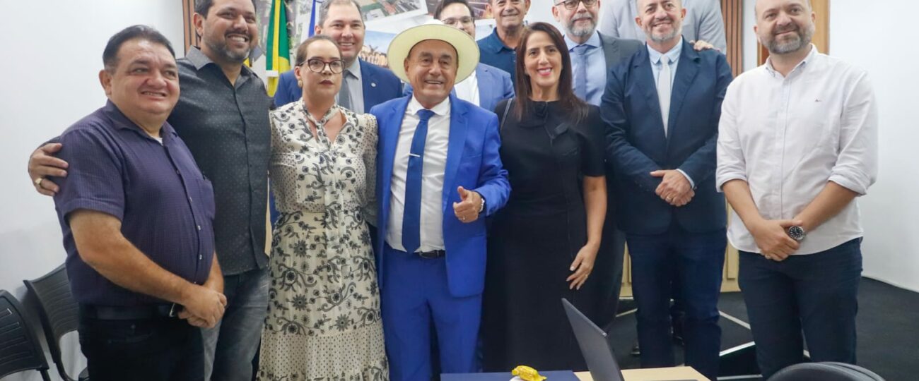 Com mensagem governamental, prefeito de Rio Branco abre os trabalhos do Legislativo para o ano de 2026 na Câmara Municipal