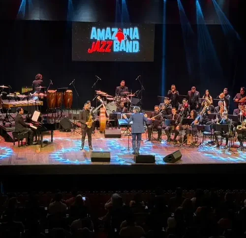 Amazônia Jazz Band celebra mês da mulher com show no Theatro da Paz em Belém