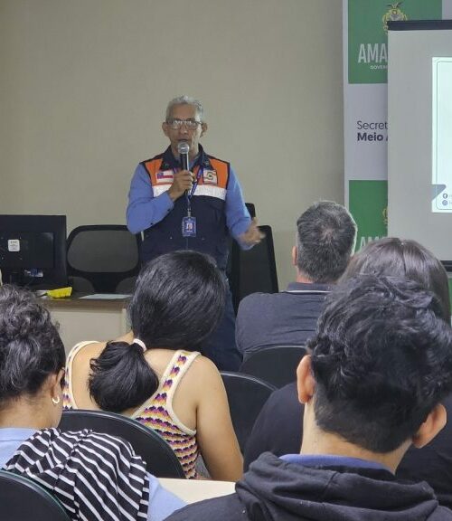 Sema reúne especialistas para debater gestão hídrica e mudanças climáticas no Amazonas