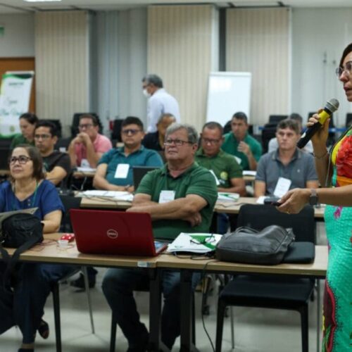 Emater firma parceria de R$ 2,5 milhões e inicia capacitação para atender famílias do Bolsa Verde no Acre