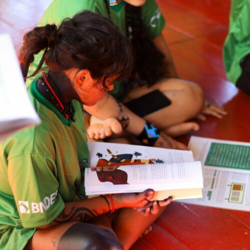 Educação na Amazônia integra cultura local e fortalece identidade de estudantes em comunidades tradicionais