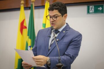 Eduardo Ribeiro defende convocação de aprovados em concurso da Sefaz para ampliar arrecadação do Estado