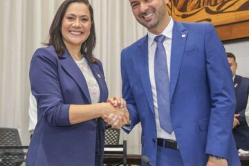 Nicolau parabeniza Mailza e declara ter confiança no comando dela sob o Palácio do Governo