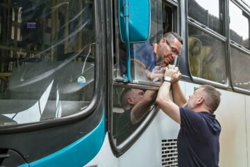 Após decreto de emergência, prefeito visita Terminal Urbano e ônibus voltam a circular 100% em Rio Branco