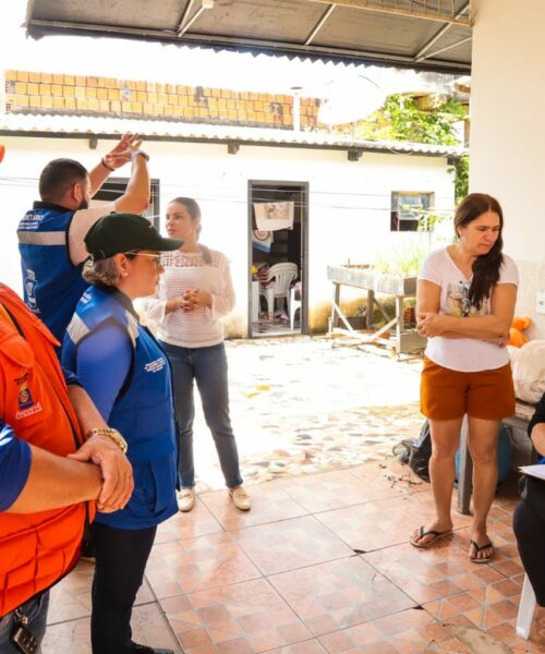 Prefeitura de Rio Branco inicia levantamento de famílias atingidas por enxurrada na Baixada da Sobral e anuncia auxílio “Cartão do Bem”