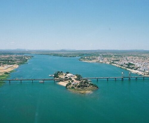 O Projeto de Transposição do Rio São Francisco e o Negacionismo Científico na Gestão Hídrica